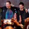 Le groupe Coldplay vous invite à participer à son prochain single « One World »